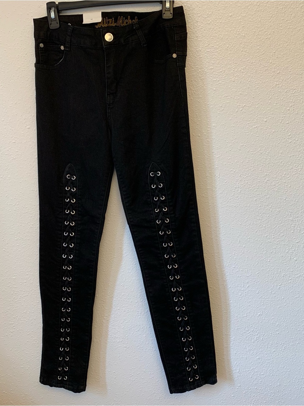 NWT Mitzi Michel Black Lace-Up Grommet Denim Jeans - Size 13